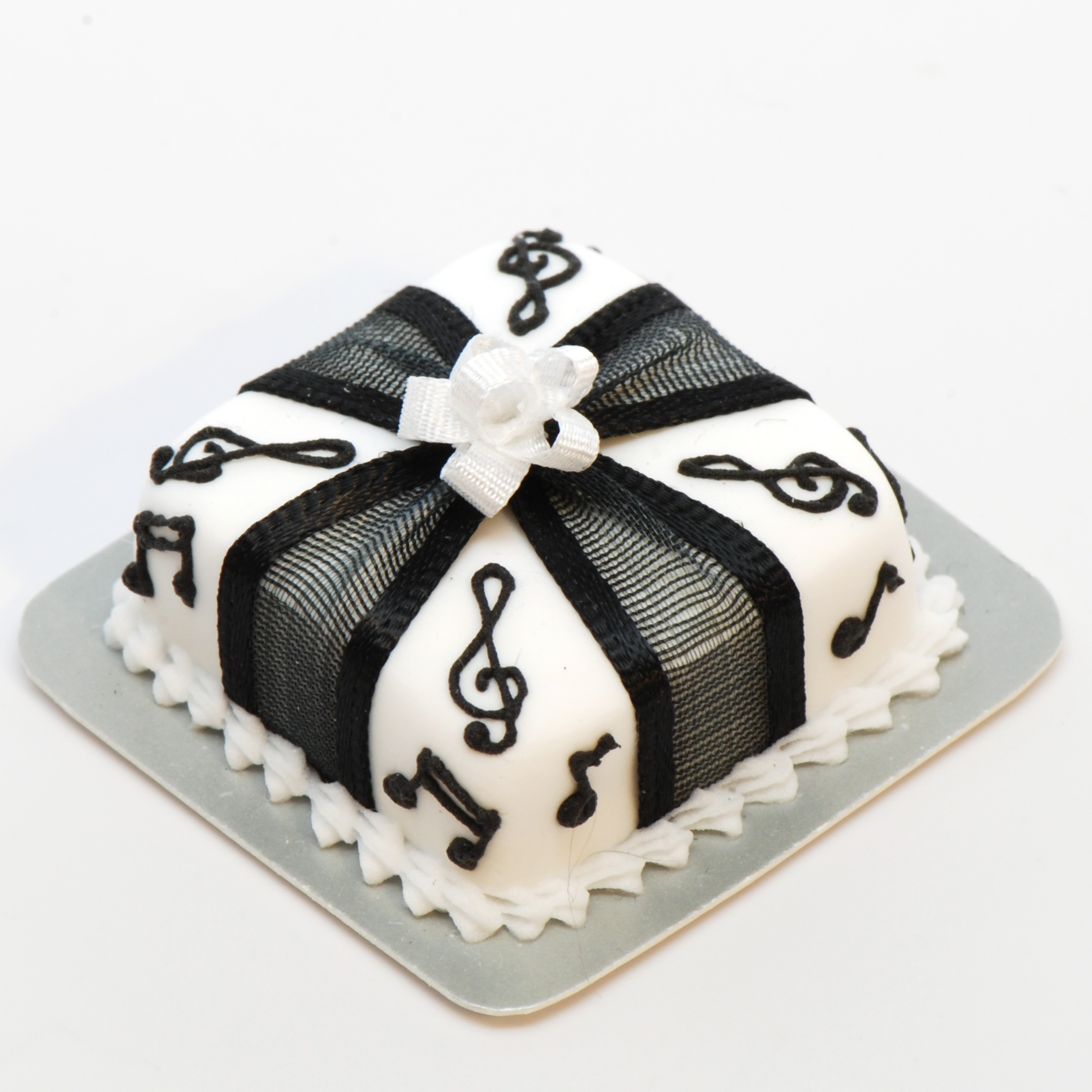 Treble Clef Music Note Cake Stewart Dollhouse Creations