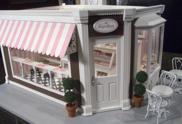 Cupcake Shop #1  Stewart Dollhouse Creations